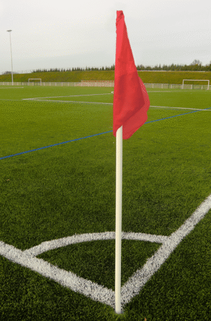 Jeu de 4 poteaux de corner rigides avec 4 fanions-1