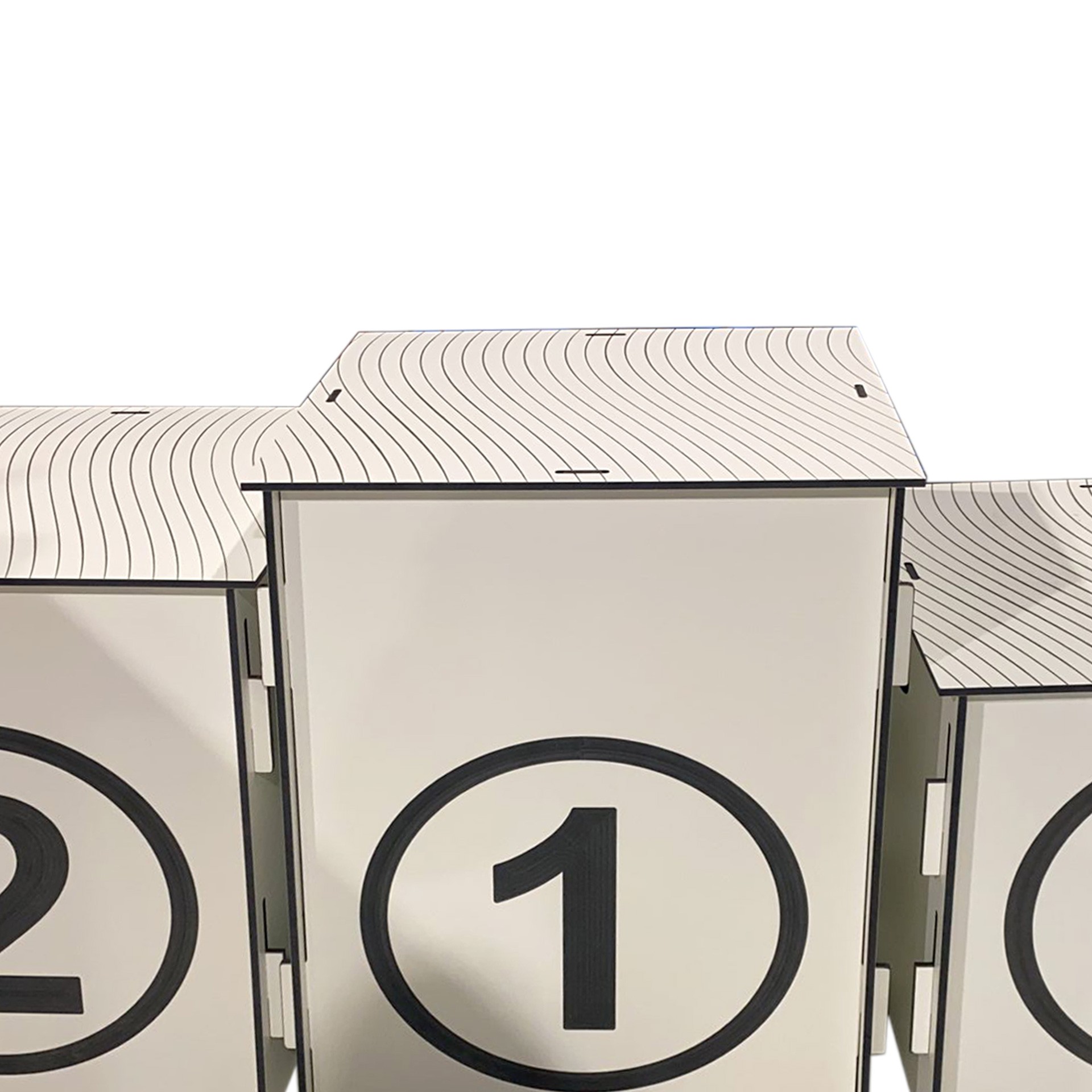 Podium premium en phénolique-1