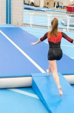 AirTrack P3 - 8 x 2.8 x 0.3 m - TakeOff part-1