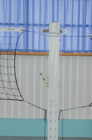 POTEAU VOLLEY-BALL CENTRAL Ø 90 mm - ACIER G+P - AVEC TREUIL-1